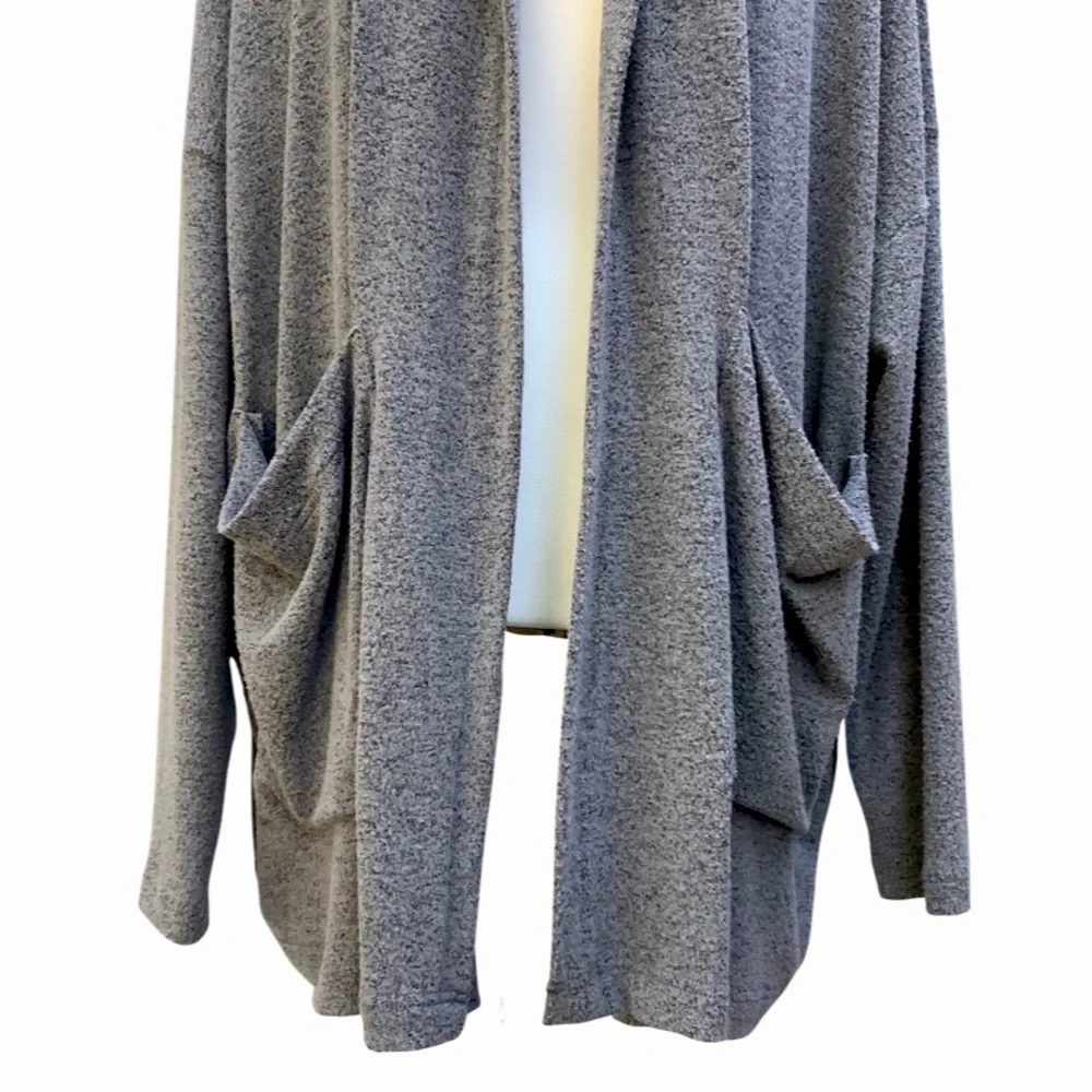 SOLD🏷NEW Young Fabulous & Broke Grey Hooded Open Front Cardigan, Small - Picture 5 of 9